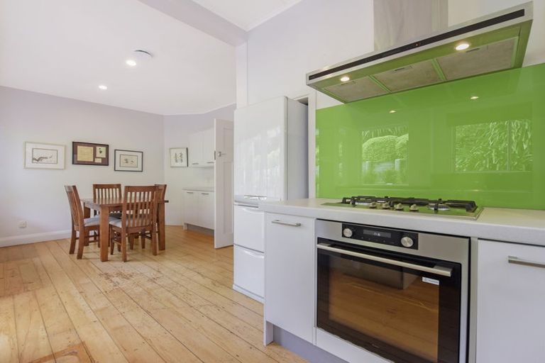 Photo of property in 32 Locking Street, Nelson South, Nelson, 7010