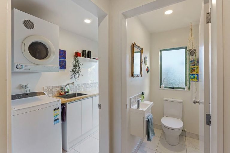 Photo of property in 80 Greendale Drive, Otaihanga, Paraparaumu, 5036