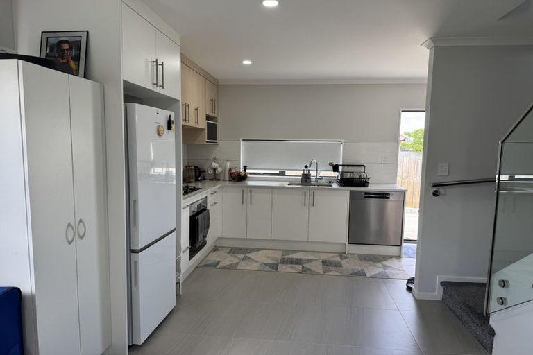 Photo of property in 17e Brightwell Street, Papakura, 2110