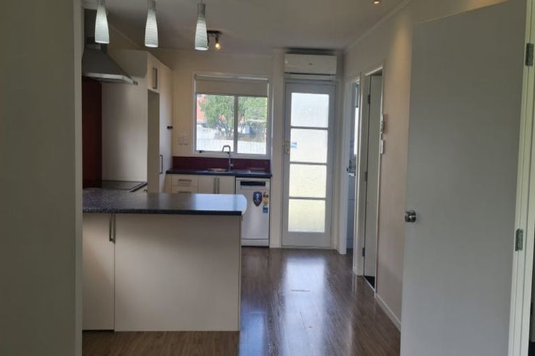 Photo of property in 15 Tyndrum Place, Highland Park, Auckland, 2010
