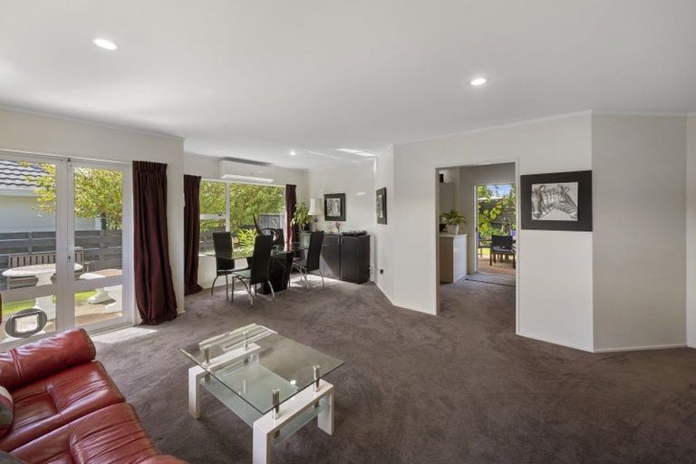 Photo of property in 71 Acacia Bay Road, Nukuhau, Taupo, 3330