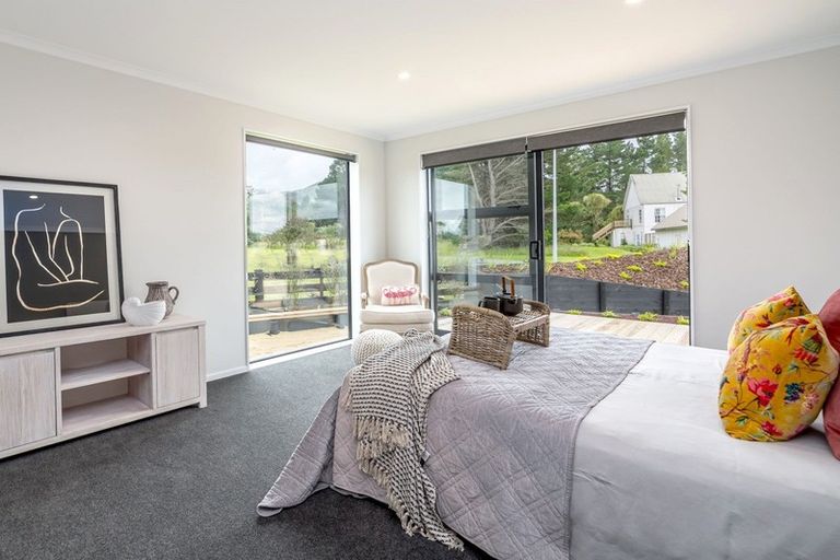 Photo of property in 6 Ataahua Place, Featherston, 5710