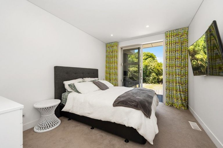 Photo of property in 133 Lake Crescent, Hamilton Lake, Hamilton, 3204