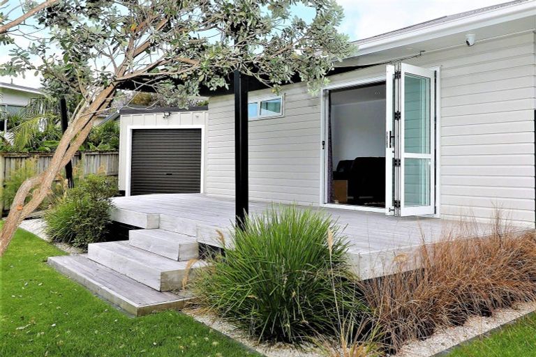 Photo of property in 44 Dolphin Drive, Whiritoa, Whangamata, 3691