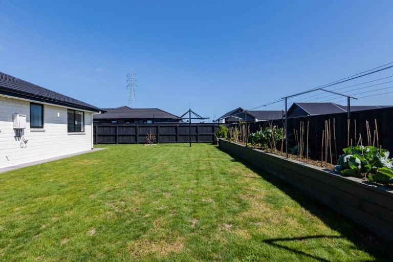 Photo of property in 26 Honeyfield Drive, Whalers Gate, New Plymouth, 4310