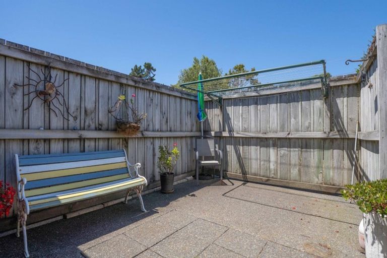 Photo of property in Redwood Village, 16/42 Main Road, Tawa, Wellington, 5028