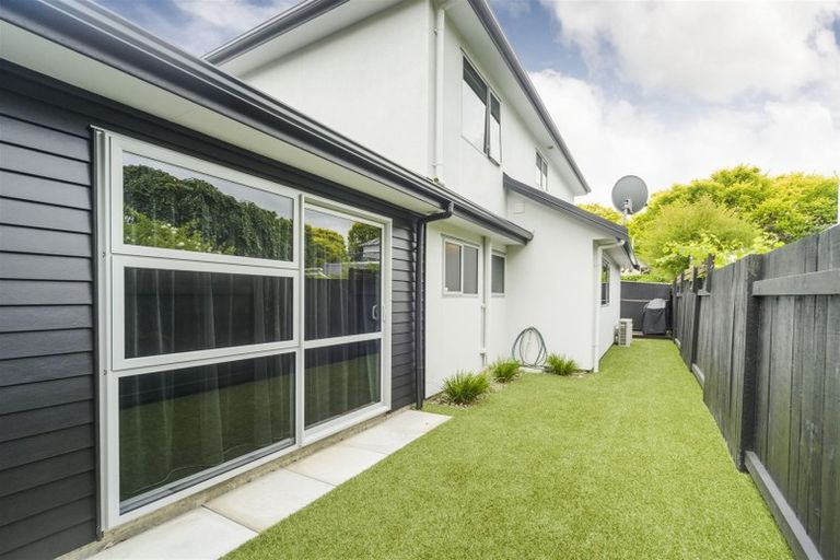 Photo of property in 7a Awatea Terrace, Hokowhitu, Palmerston North, 4410