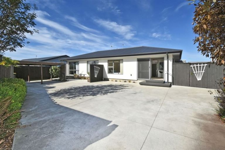 Photo of property in 2/24 Forth Street, Richmond, Christchurch, 8013
