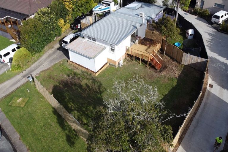 Photo of property in 1/126 Stredwick Drive, Torbay, Auckland, 0630