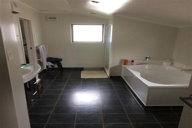 Photo of property in 2 Te Pene Avenue, Titahi Bay, Porirua, 5022