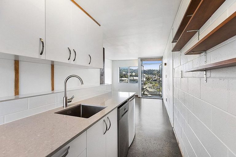 Photo of property in Melksham Towers, 501/131 Brougham Street, Mount Victoria, Wellington, 6011