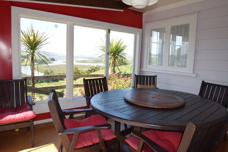 Photo of property in 213 Run Road, Wharehine, Wellsford, 0977