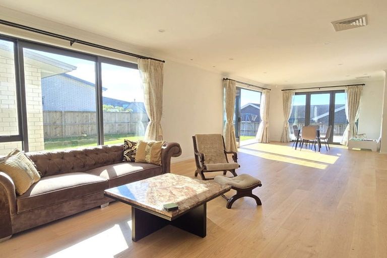 Photo of property in 59 Tapu Road, Huapai, Kumeu, 0810