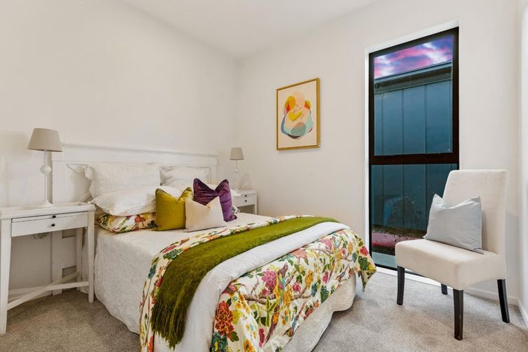 Photo of property in 23 Paretao Street, Massey, Auckland, 0614