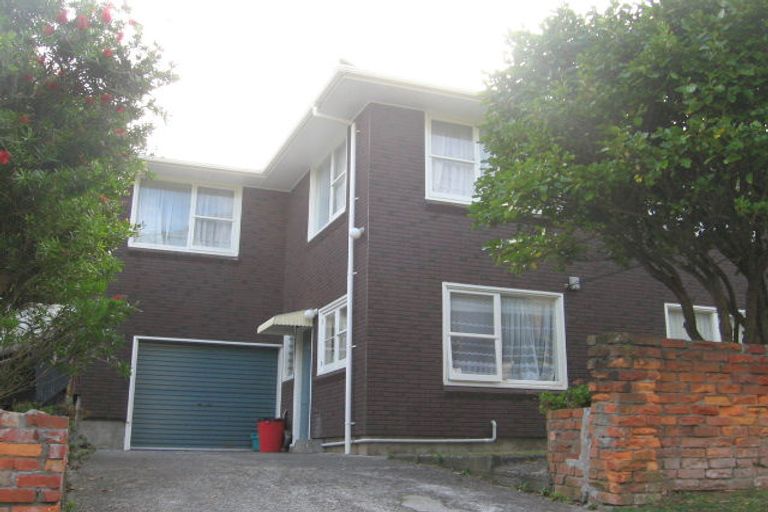 Photo of property in 17a Robertson Street, Owhiro Bay, Wellington, 6023