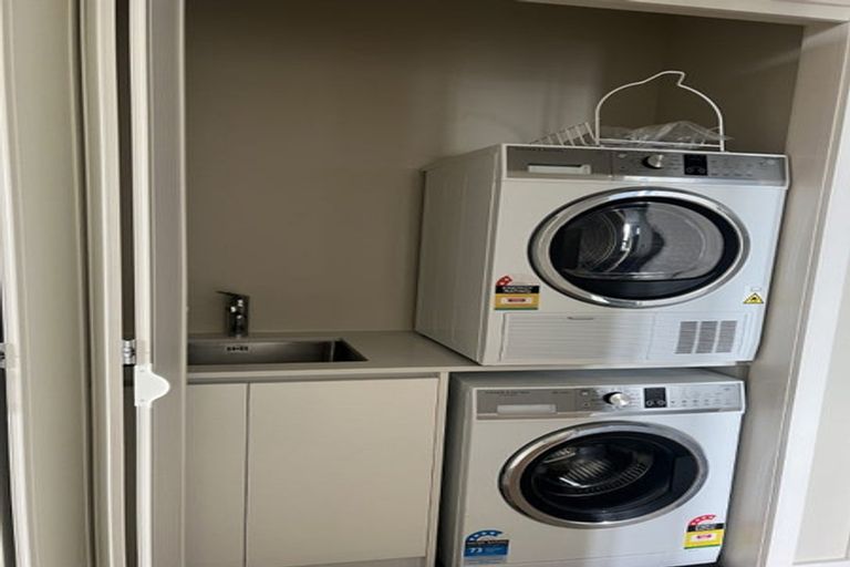 Photo of property in 307/28 Killarney Street, Takapuna, Auckland, 0622