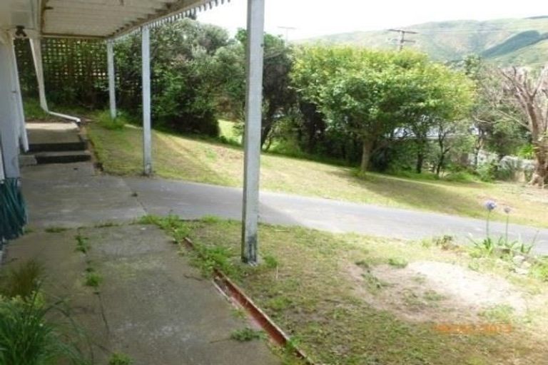 Photo of property in 20 Rawhiti Road, Pukerua Bay, 5026