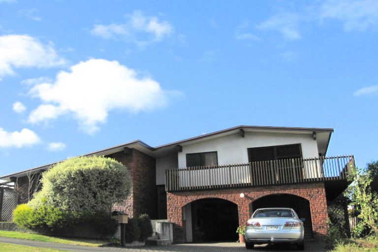 Photo of property in 1 Cumberland Rise, Taradale, Napier, 4112