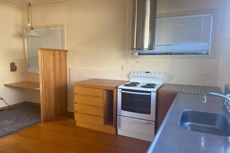 Photo of property in 45 Brownville Crescent, Maori Hill, Dunedin, 9010