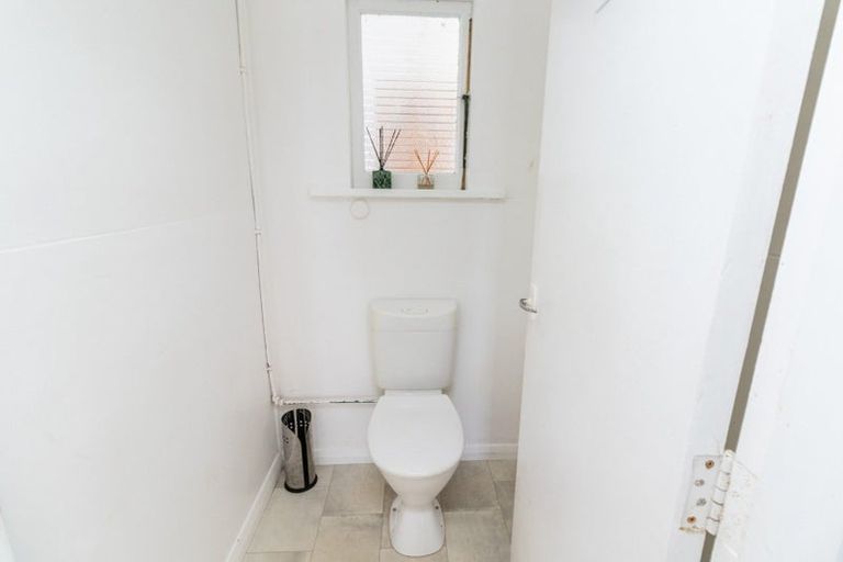 Photo of property in 1/364 The Parade, Island Bay, Wellington, 6023