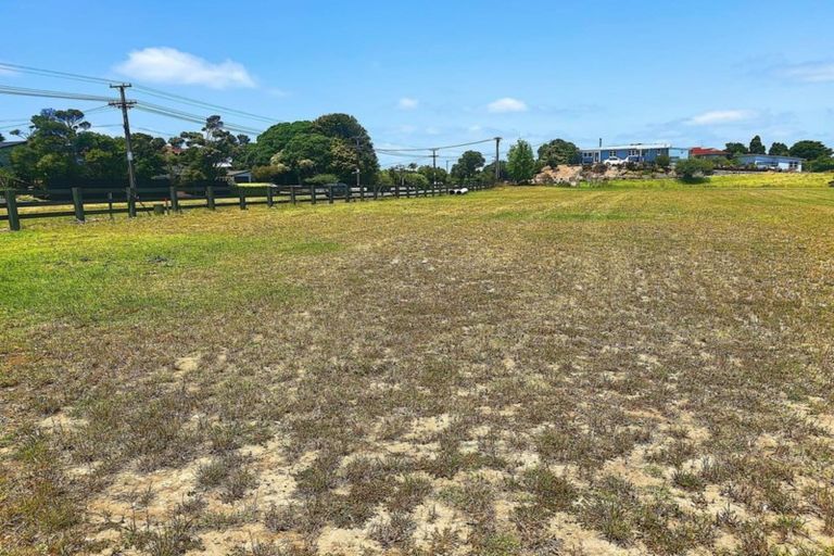 Photo of property in 2 Sunset Way, Ruakaka, 0116