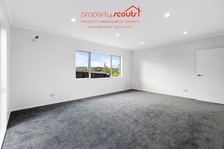 Photo of property in 103 Beach Haven Road, Beach Haven, Auckland, 0626
