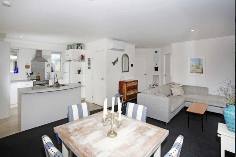 Photo of property in 8a Birdwood Road, Pukekohe, 2120