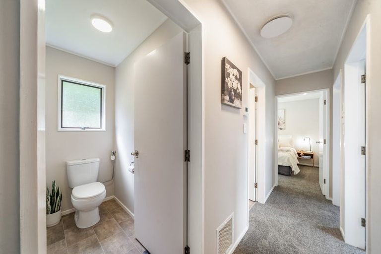 Photo of property in 9 Venus Place, Whitby, Porirua, 5024