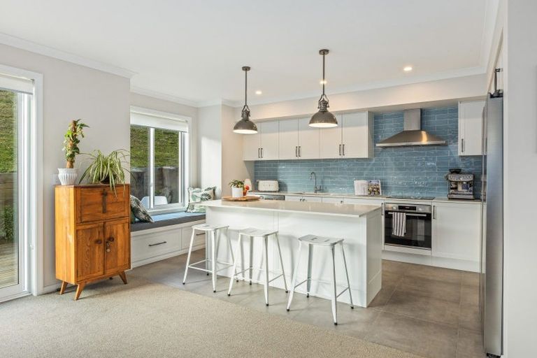 Photo of property in 140 Godfrey Drive, Orewa, 0931