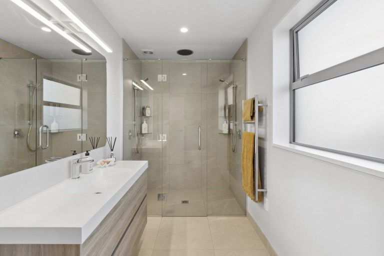 Photo of property in 10 Teal Place, Lake Hawea, Wanaka, 9382