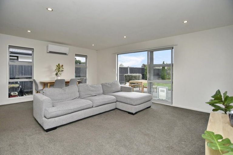 Photo of property in 52 Helmore Street, Rangiora, 7400