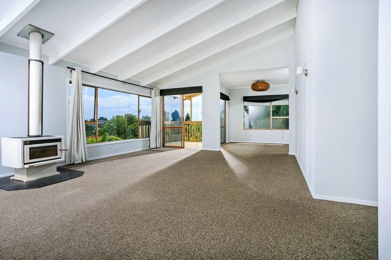 Photo of property in 14 Galaxy Drive, Mairangi Bay, Auckland, 0630