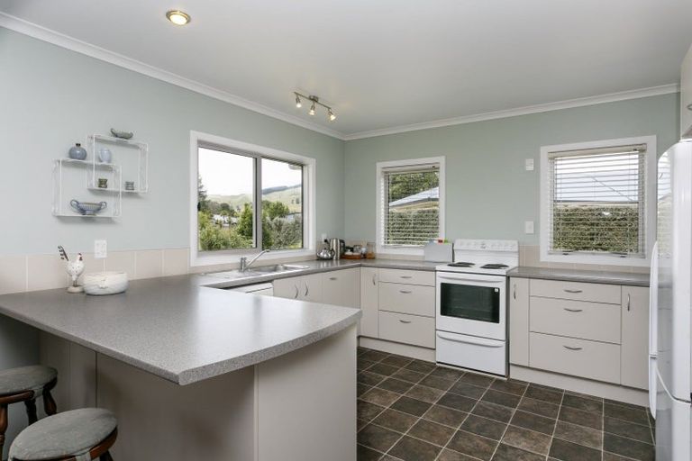 Photo of property in 81 Lisland Drive, Kinloch, Taupo, 3377