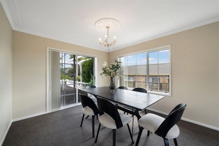 Photo of property in 19 Palomino Drive, Henderson, Auckland, 0612