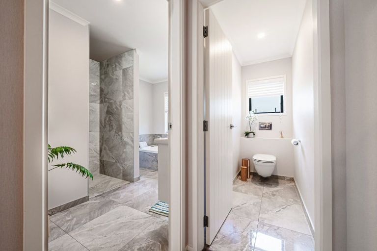 Photo of property in 7 Pike Place, Ferndale, New Plymouth, 4310