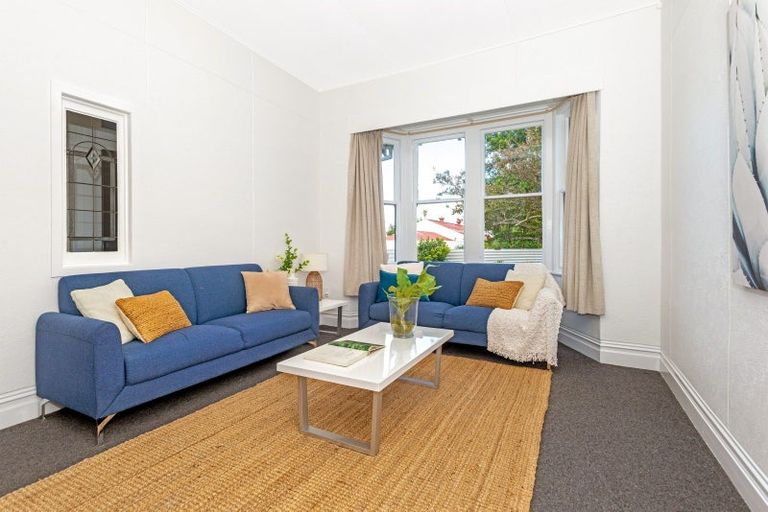 Photo of property in 17 Ormond Road, Whataupoko, Gisborne, 4010