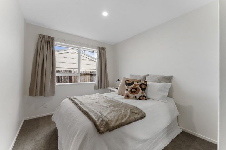 Photo of property in 17a Trafford Street, Harewood, Christchurch, 8051