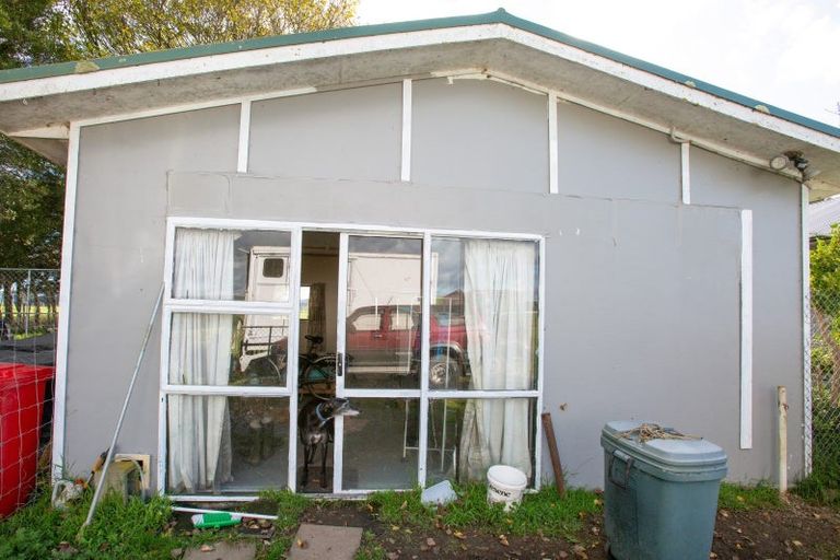 Photo of property in 141 Valley Road, Woodville, 4998