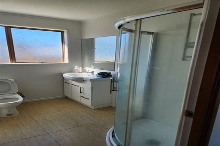 Photo of property in 180 Mahia Road, Wattle Downs, Auckland, 2103