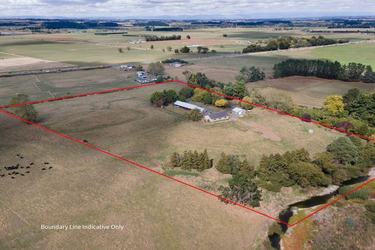 Photo of property in 455b State Highway 1, Bulls, 4894