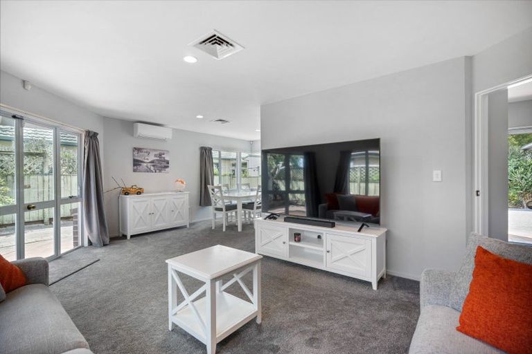 Photo of property in 33 Mains Avenue, Kensington, Whangarei, 0112