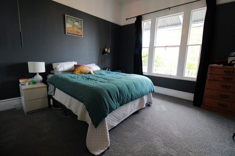 Photo of property in 22 Lawson Street, Roslyn, Dunedin, 9011