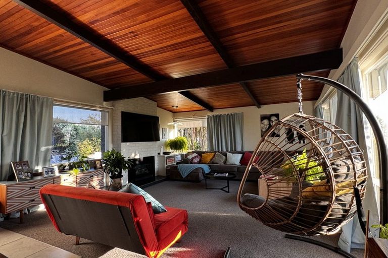 Photo of property in 1 Emerald Hill, Havelock North, 4130