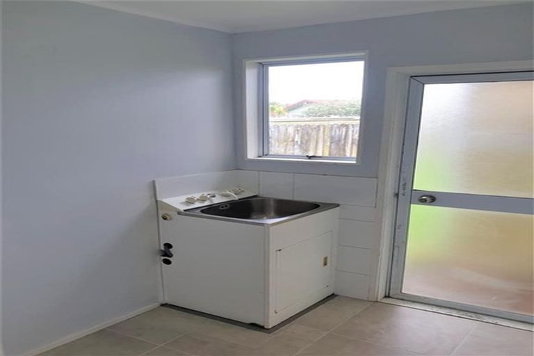 Photo of property in 4 Dunstan Place, Otara, Auckland, 2023