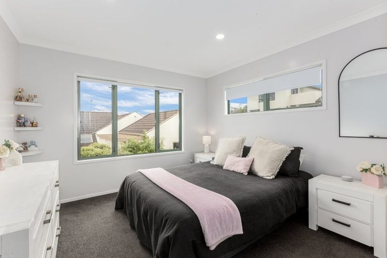 Photo of property in 12 Bowsprit Way, Whitby, Porirua, 5024