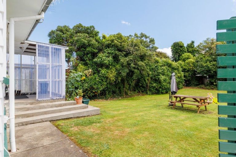 Photo of property in 50 Huxley Street, Pahiatua, 4910