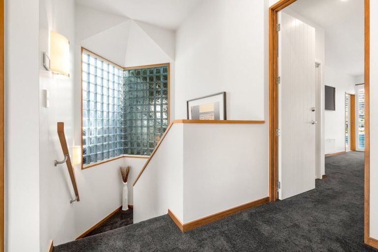 Photo of property in 32 Lismore Street, Wanaka, 9305