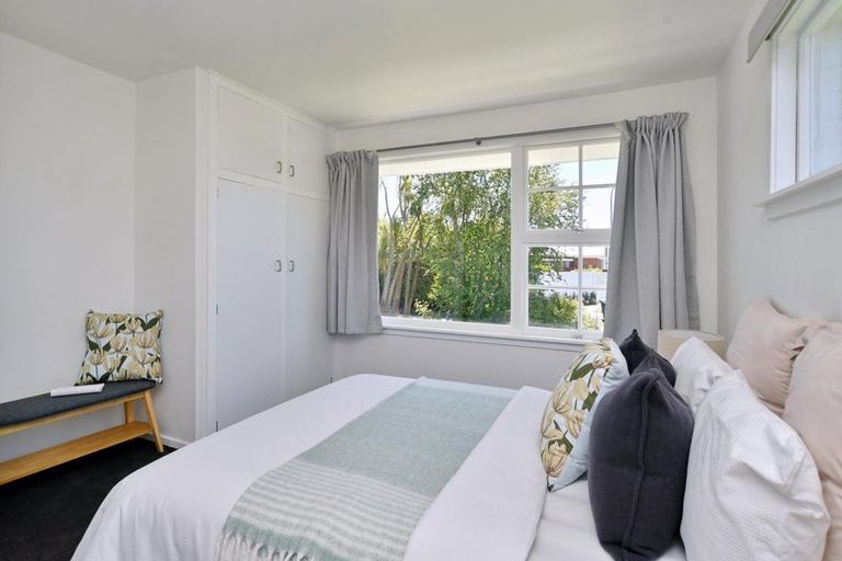 Photo of property in 2/12 Dellow Place, Spreydon, Christchurch, 8024