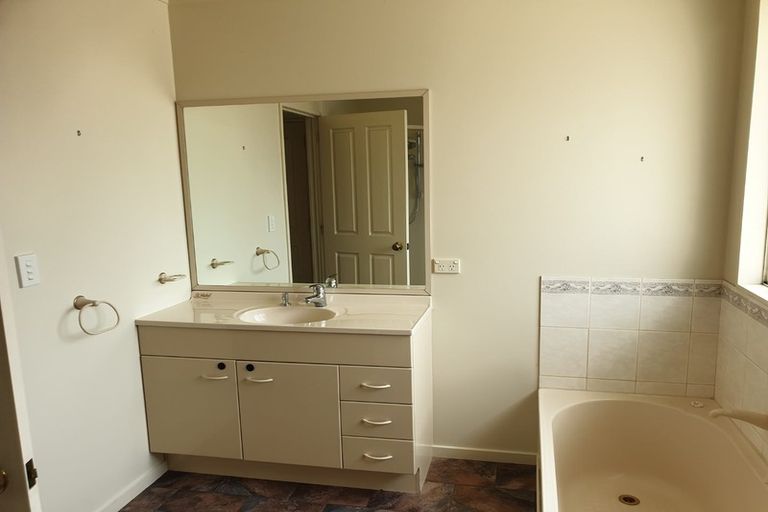 Photo of property in 8 Canaandale Drive, Flagstaff, Hamilton, 3210