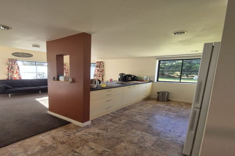 Photo of property in 59 Renown Road, Raumati South, Paraparaumu, 5032